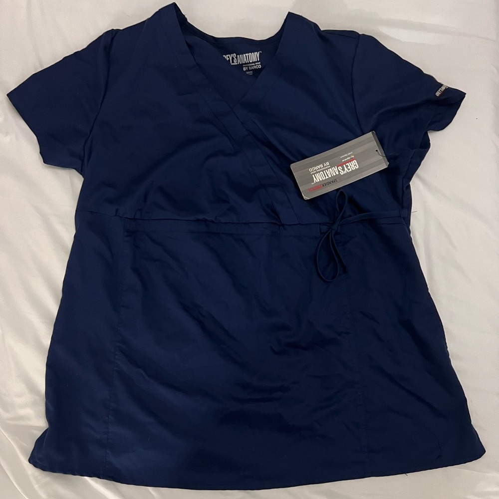 Greys anatomy maternity scrub top; large; navy blue.